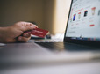 Czytaj artykuł: Ranking pożyczek, czyli bezpieczna pożyczka przez internet pozyczki para2_th