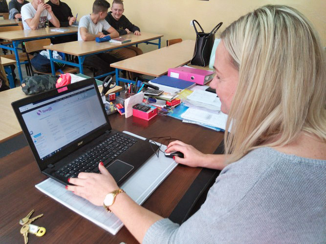 E Dziennik Sp 12 Tomaszów Mazowiecki Słubice24.pl - E-dziennik pomaga nauczycielom w pracy