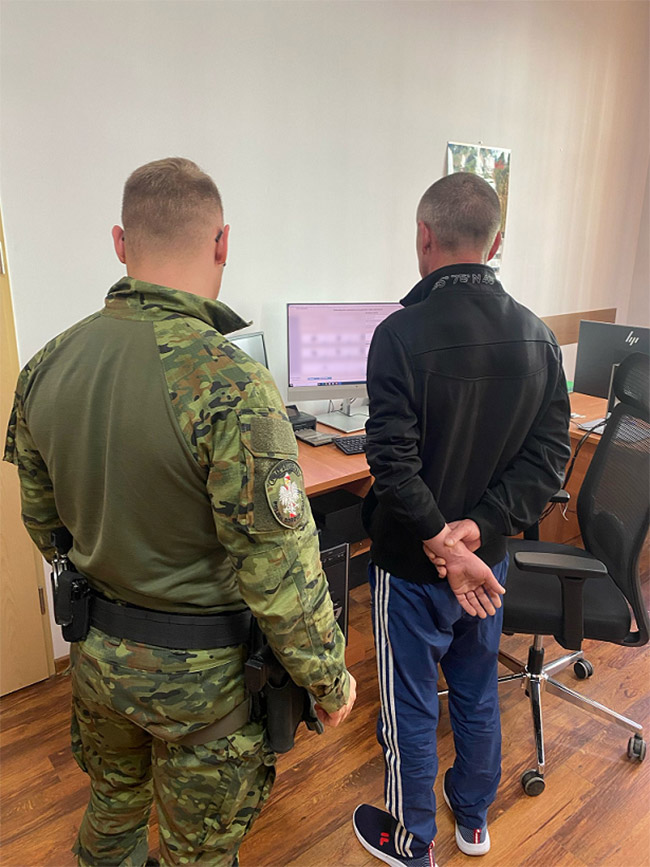 Kolejni cudzoziemcy będący na bakier z prawem przymusowo opuszczają Polskę