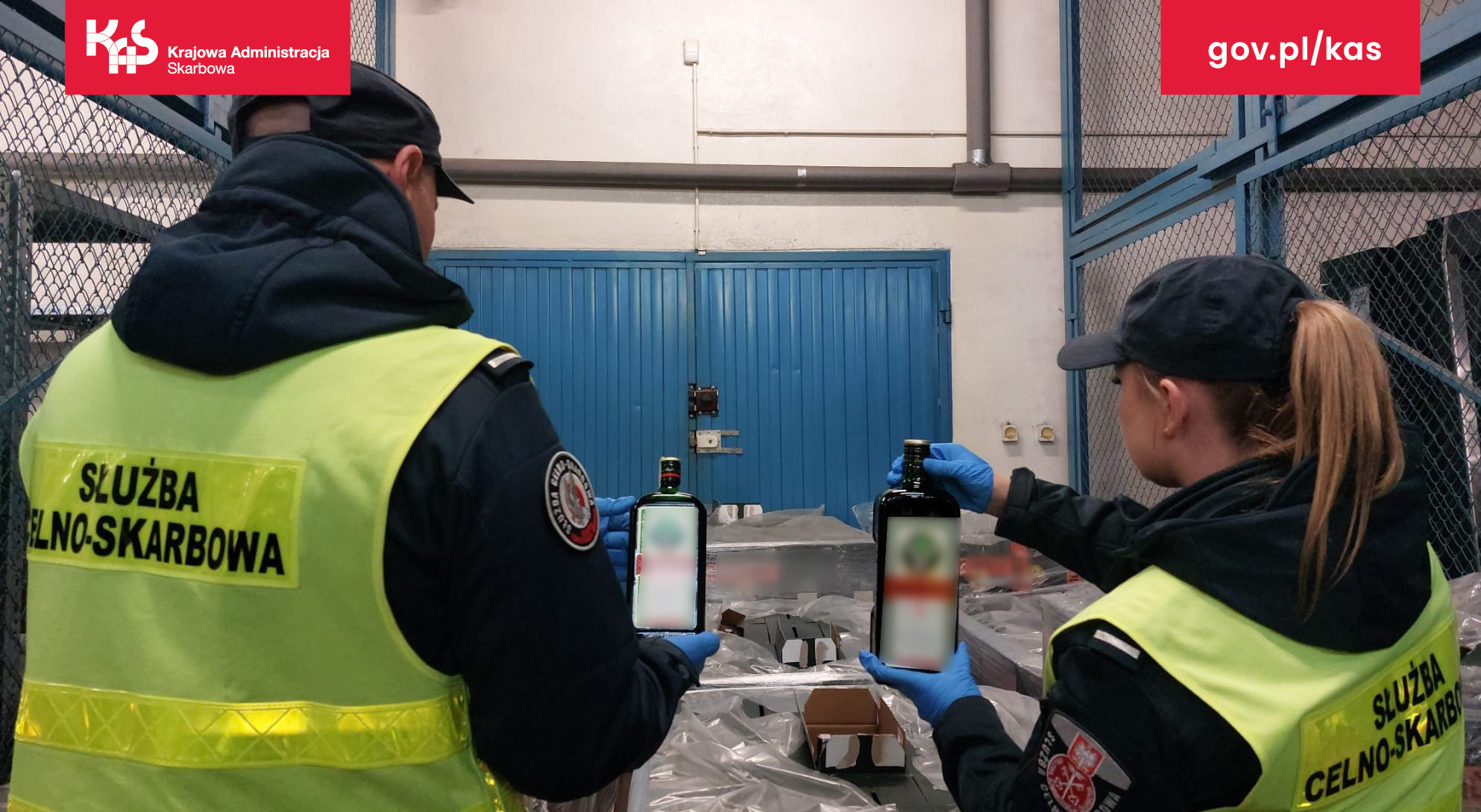 Celnicy zatrzymali 6,5 tys. litrów nielegalnego alkoholu