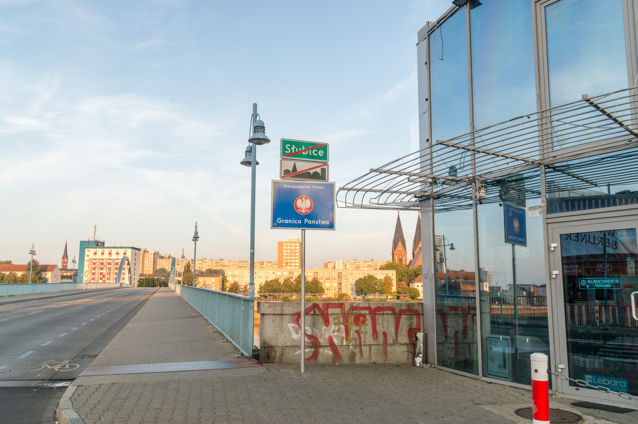 Codziennie do pracy autem ze Słubic? Zobacz, ile to naprawdę kosztuje miesięcznie