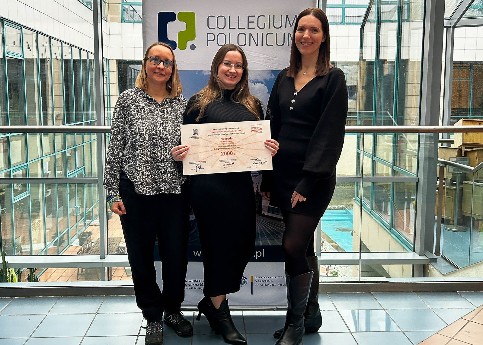 Katarzyna Kochańska, Ewa Szleszyńska i Monika Bąk czyli Biuro Obsługi Studenta w Collegium Polonicum