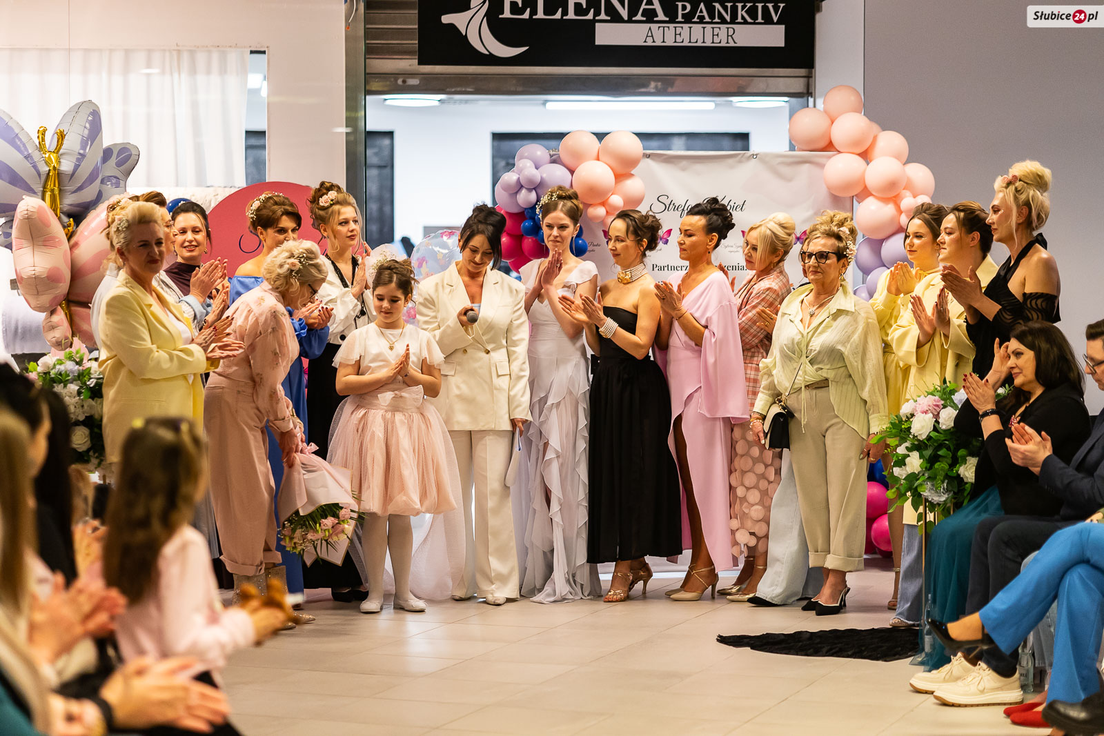 Głównym punktem wieczoru był pokaz mody Eleny Pankiv