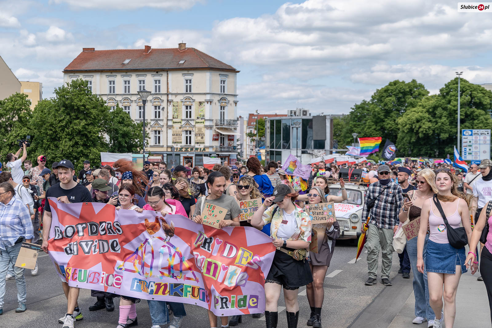 Ulicami Słubic przeszedł 7. Polsko-Niemiecki Marsz Równości