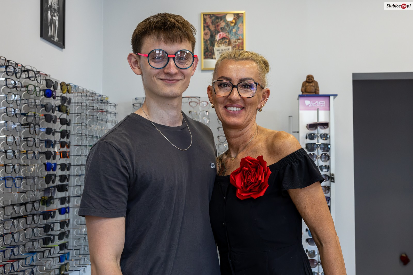 Agata Cichosz-Dzyga zaprasza do nowego salonu po wymarzone okulary