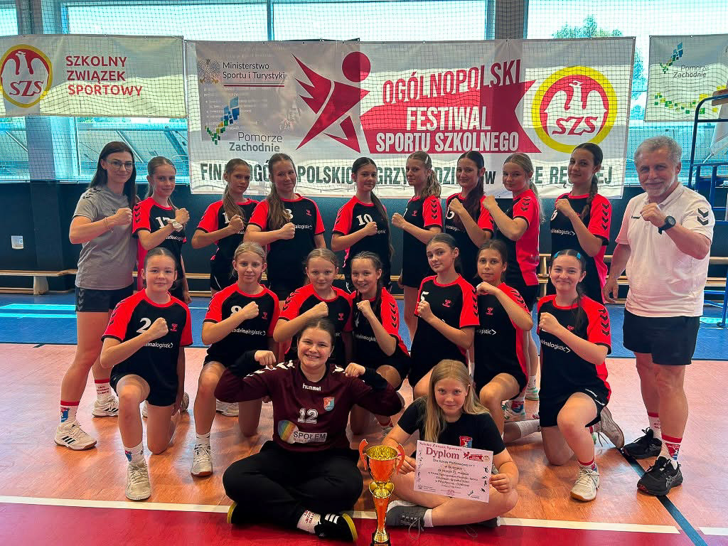 Piłkarki ręczne ze Szkoły Podstawowej nr 1 w Słubicach zdobyły 11. miejsce w Finale Ogólnopolskich Igrzysk Dzieci w Dźwirzynie